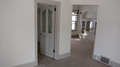 3726 W Dorothy Pl, Unit A in Milwaukee, WI - Foto de edificio - Building Photo
