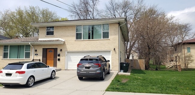 property at 336 E Russell St