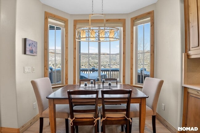 property at 3042 Lower Saddleback Rd