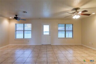 4406 Bowles Dr in Killeen, TX - Building Photo - Building Photo