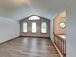 7007 Lewis & Clark Dr in Plainfield, IL - Foto de edificio - Building Photo