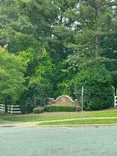 1917 Butterfly Ln in Charlotte, NC - Building Photo - Building Photo
