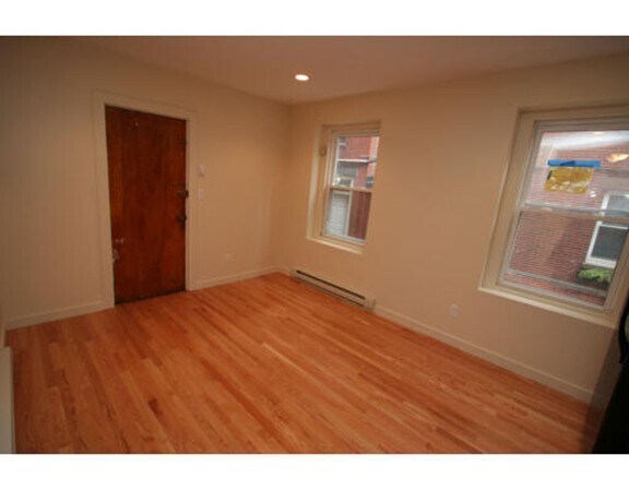 13 Hanover Ave, Unit 1 in Boston, MA - Building Photo - Building Photo