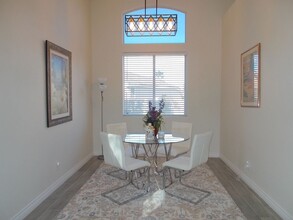 1975 Thunder Ridge Cir in Henderson, NV - Building Photo - Building Photo