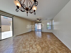 14584 W Maui Ln in Surprise, AZ - Building Photo - Building Photo