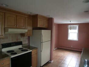 88 North St, Unit 1 in Somerville, MA - Foto de edificio - Building Photo