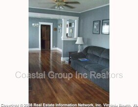 141 E Ocean Ave in Norfolk, VA - Building Photo - Building Photo