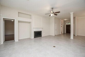 3903 Vinecrest Dr in Pearland, TX - Building Photo - Building Photo