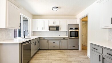 2616 Ellis Ct in Plano, TX - Foto de edificio - Building Photo