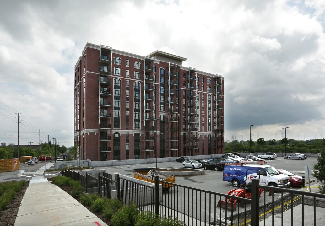 Legendary Warehouse Lofts in Ottawa, ON - Building Photo