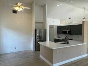 9645 El Clair Ranch Rd in Boynton Beach, FL - Building Photo - Building Photo
