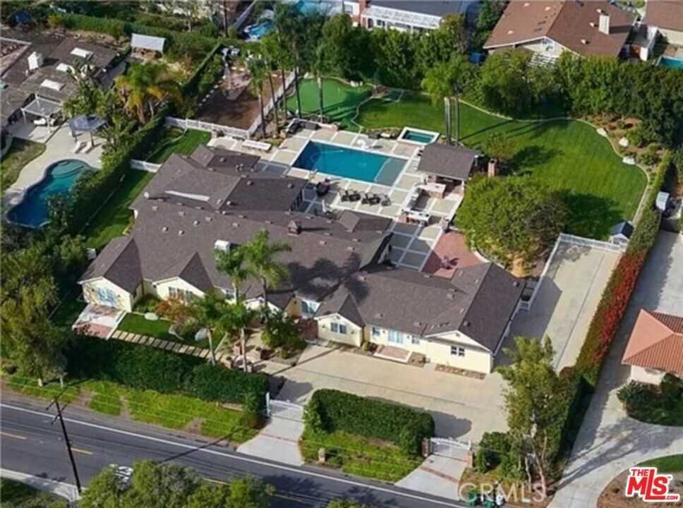 11581 Arroyo Ave in Santa Ana, CA - Building Photo