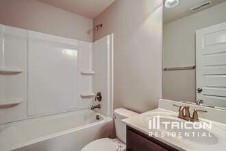 2751 Summit Valley Dr in Dacula, GA - Building Photo - Building Photo