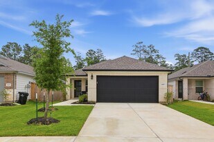 16687 Sterling Clf St in Conroe, TX - Building Photo