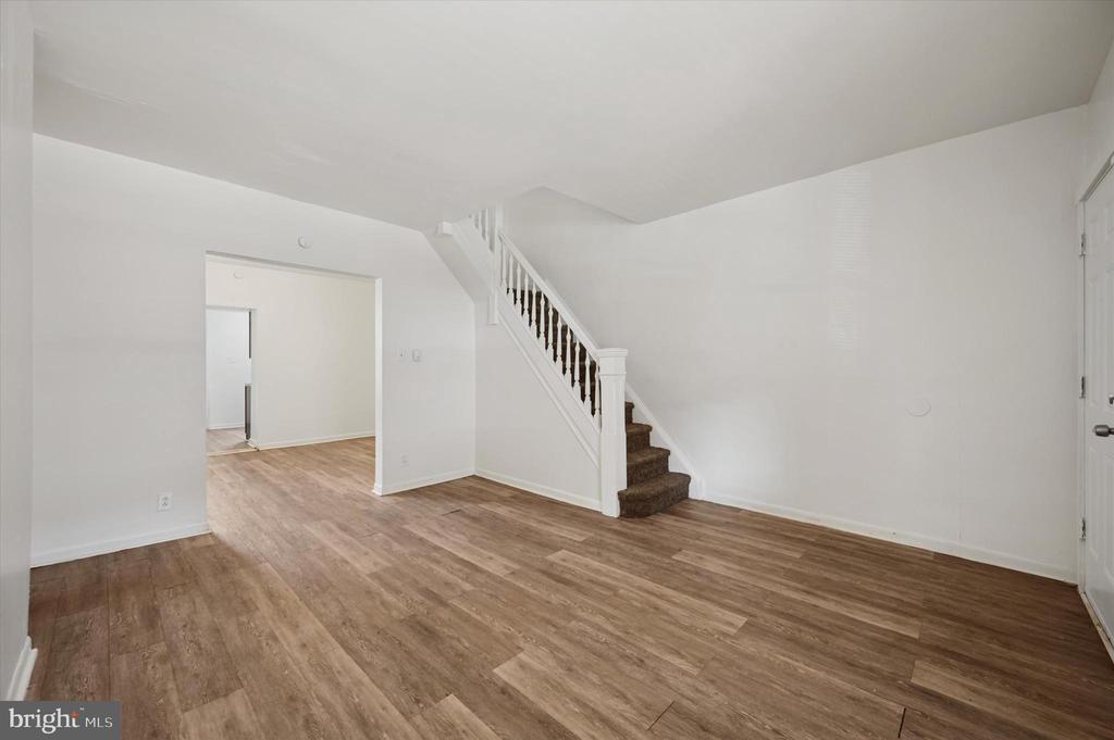 5427 Delancey St in Philadelphia, PA - Building Photo