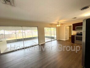 7265 17th St N in St. Petersburg, FL - Building Photo - Building Photo
