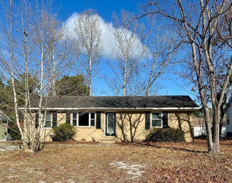 150 Ash Rd in Southport, NC - Building Photo