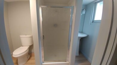 2107 S Ainsworth Ave in Tacoma, WA - Building Photo - Building Photo