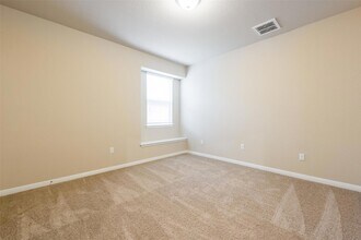16425 Vescovo Ln in Pflugerville, TX - Building Photo - Building Photo