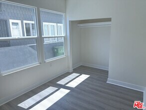1233 S Fedora St in Los Angeles, CA - Building Photo - Building Photo