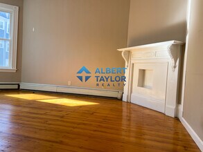 13 Sachem St, Unit 1 in Boston, MA - Building Photo - Building Photo
