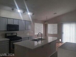 3814 Spruceview Ct in Las Vegas, NV - Building Photo - Building Photo
