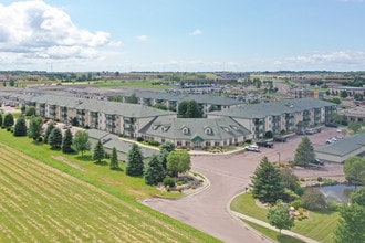 Donegal Pointe Apartments in Sioux Falls, SD - Building Photo - Building Photo