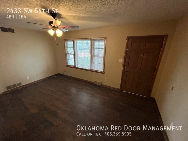 2433 SW 54th St in Oklahoma City, OK - Building Photo - Building Photo
