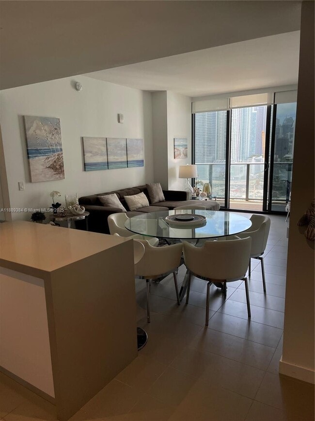 1600 NE 1st Ct in Miami, FL - Building Photo - Building Photo