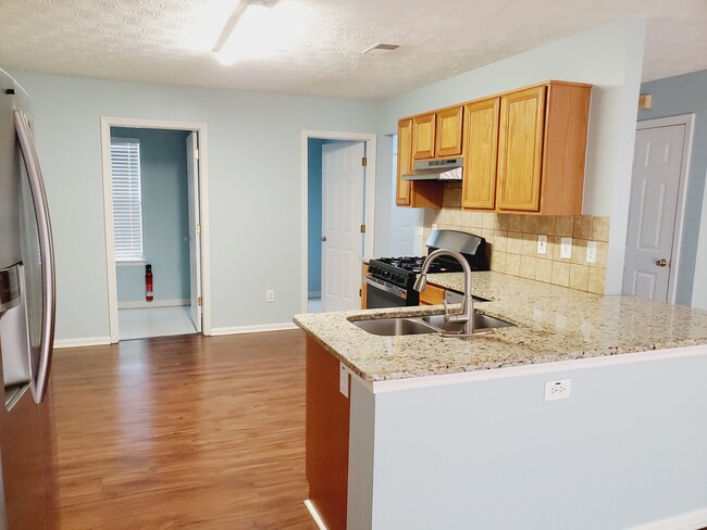 1621 Sparrow Wood Ln SW in Marietta, GA - Foto de edificio - Building Photo