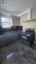 445 Newbury St in Windsor, ON - Building Photo - Building Photo