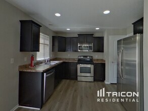 2728 Sierra Springs Dr in Colorado Springs, CO - Building Photo - Building Photo