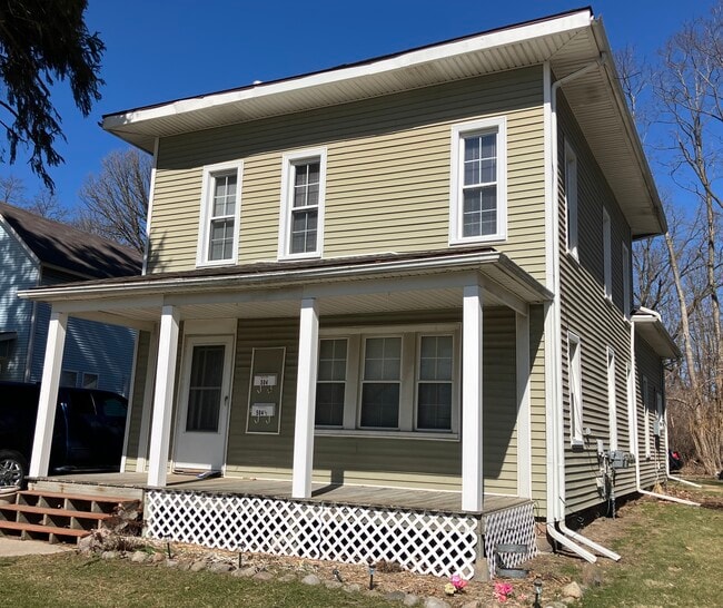 property at 504 E Clinton St.