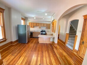 303 Wilber Ave in Columbus, OH - Foto de edificio - Building Photo
