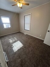 1202 E Laurel St in Springfield, IL - Building Photo - Building Photo