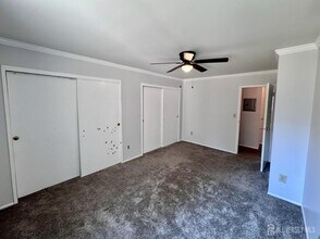 7 Lake Ave in East Brunswick, NJ - Building Photo - Building Photo