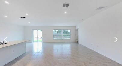 836 Durden Pkwy in Cape Coral, FL - Building Photo - Building Photo
