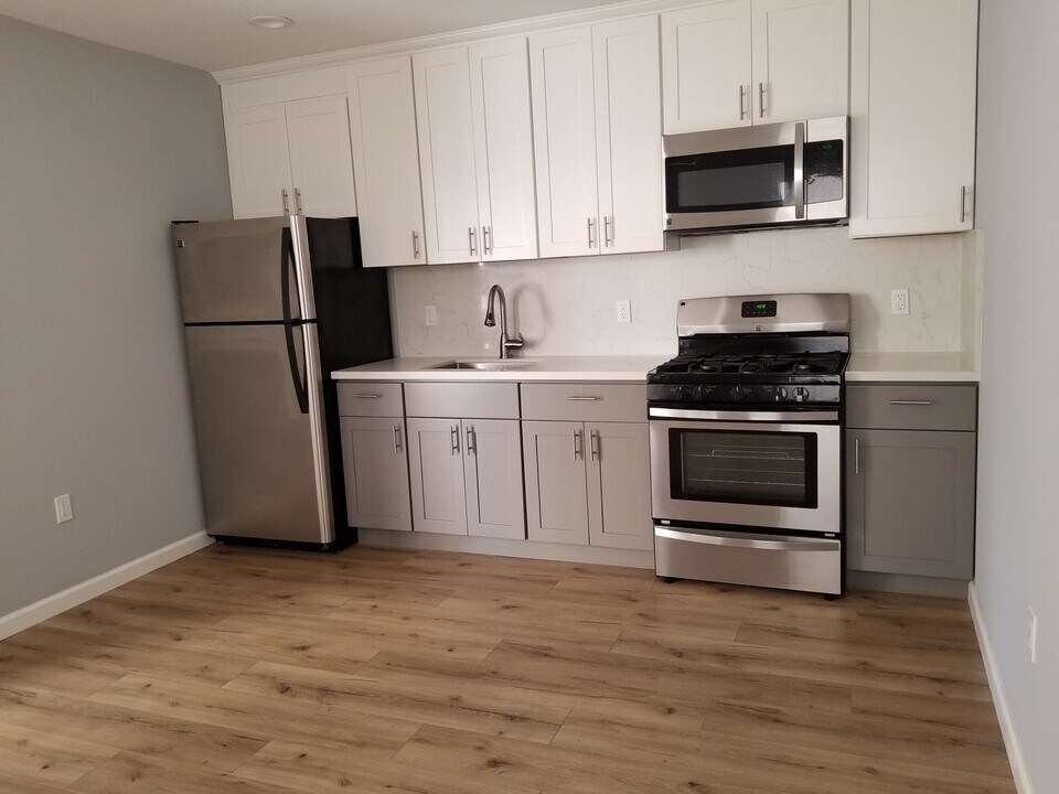 1627 Fairview St, Unit #A in Berkeley, CA - Building Photo