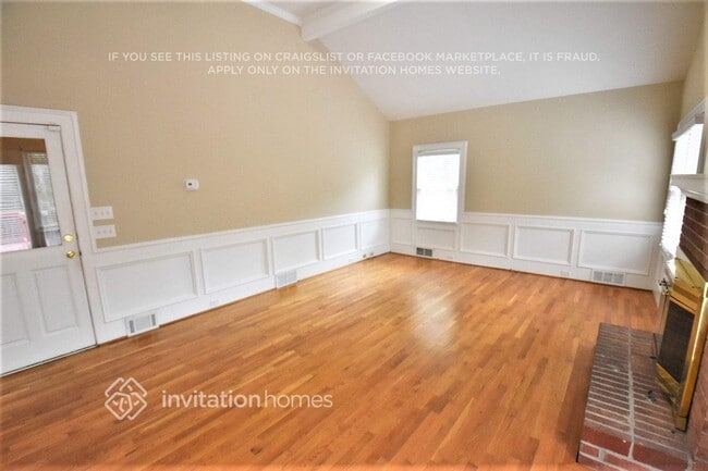 5055 Shadow Path Ln SW in Lilburn, GA - Building Photo - Building Photo