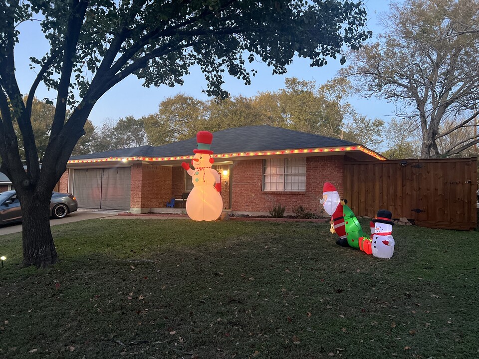 1605 N 26th St in Corsicana, TX - Building Photo