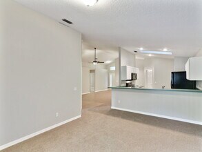343 S Lancelot Ave in Orlando, FL - Building Photo - Building Photo