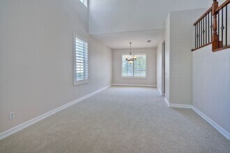 2361 Summerwind Pl in Carlsbad, CA - Building Photo - Building Photo