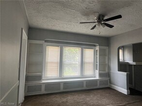 438 E 152nd St-Unit -down in Cleveland, OH - Building Photo - Building Photo