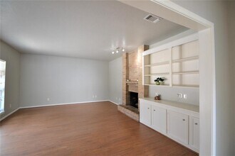 15927 Tumbling Rapids Dr in Houston, TX - Building Photo - Building Photo