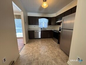 9 Marywood Rd in Bethel, CT - Building Photo - Building Photo