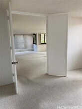 250 Kawaihae St in Honolulu, HI - Building Photo - Building Photo
