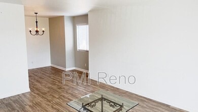 2700 Plumas St in Reno, NV - Building Photo - Building Photo