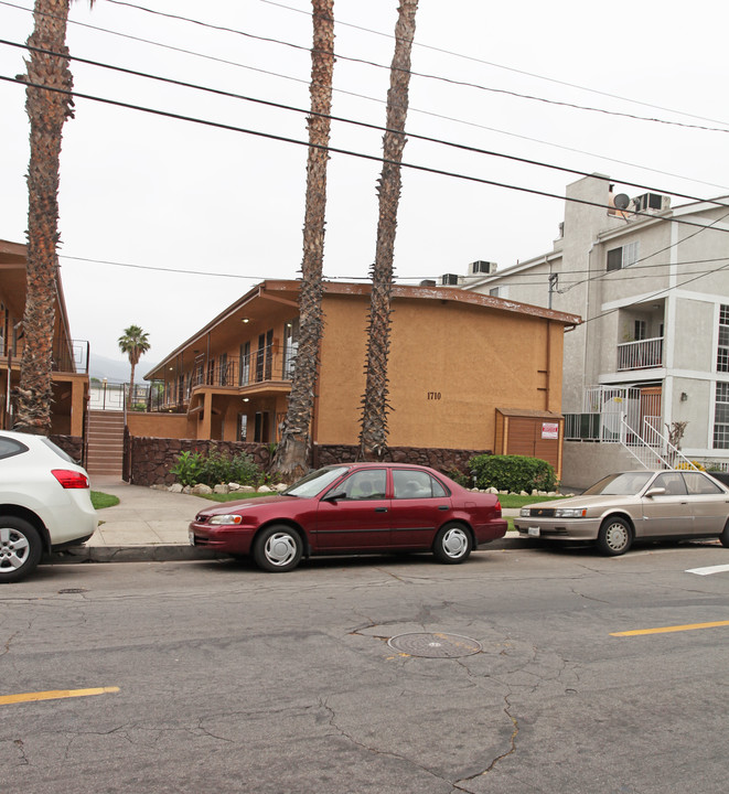 1710-1714 Grismer Ave in Burbank, CA - Building Photo