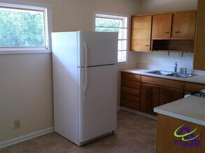 114 Forrester Dr in Warner Robins, GA - Building Photo - Building Photo