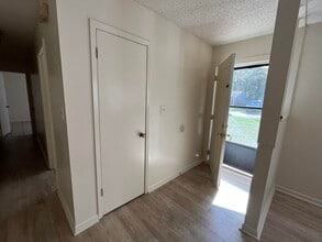 841 Meadow Ln in Fort Walton Beach, FL - Building Photo - Building Photo